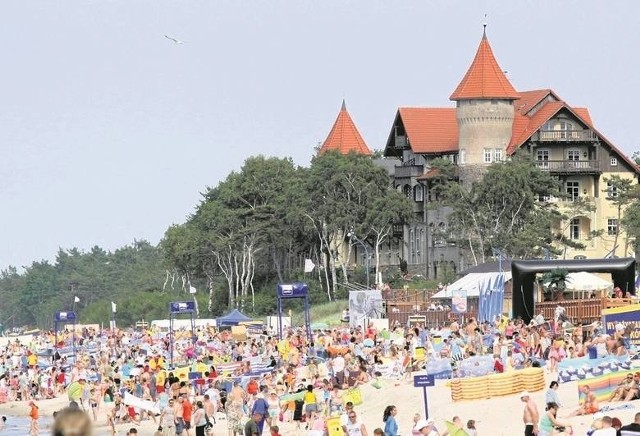 Tereny plażowe w Łebie stanowią cenny kąsek dla wielu przedsiębiorców.