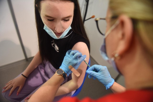 Akcja szczepień w szkołach rozpocznie się we wrześniu