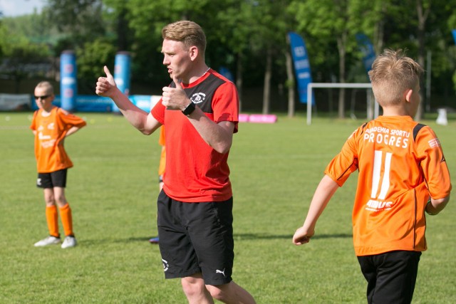 27.05.2017 krakow as progres trening pokazowy prowadzony przez trenerow liverpool  carl giles i dave jamesfot. anna kaczmarz / dziennik polski / polska press