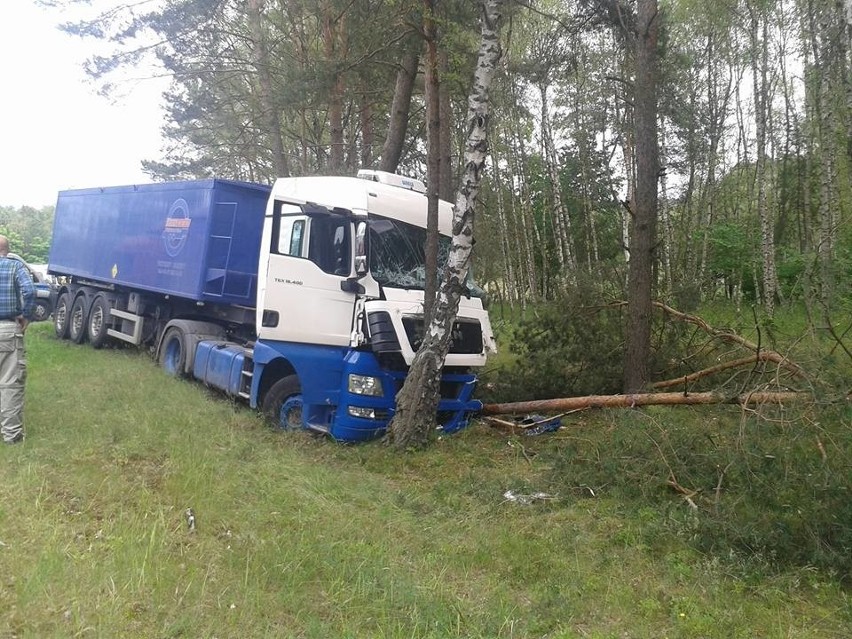 - Do zderzenia doszło około godziny 13. Jadący w kierunku...