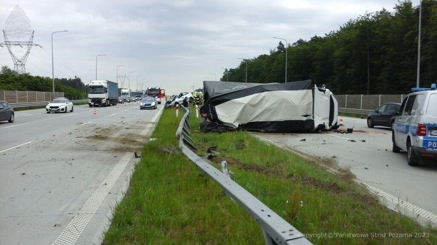 Wypadek na autostradzie A1 w okolicach Radomska