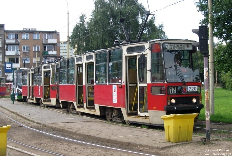 Zabytkowe tramwaje mogą trafić na złom? Trzeba je ratować
