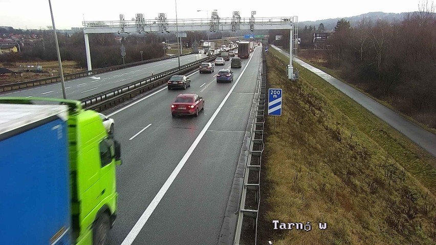 Wypadek na A4 spowodował duży korek na obwodnicy Krakowa. W...