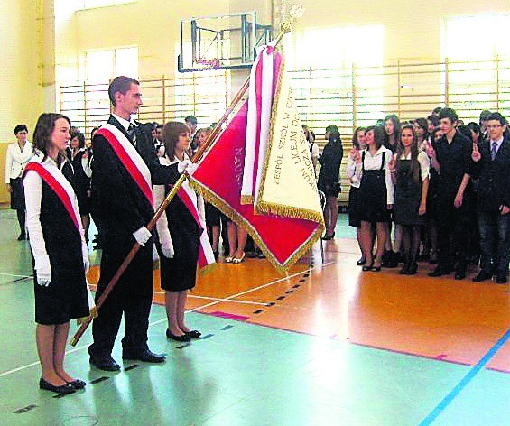 Zespół Szkół w Czchowie jest placówką o charakterze ponadgimnazjalnym. Jeżeli władze Czchowa dojdą do porozumienia ze starostwem, to przeniosą się tu gimnazjaliści