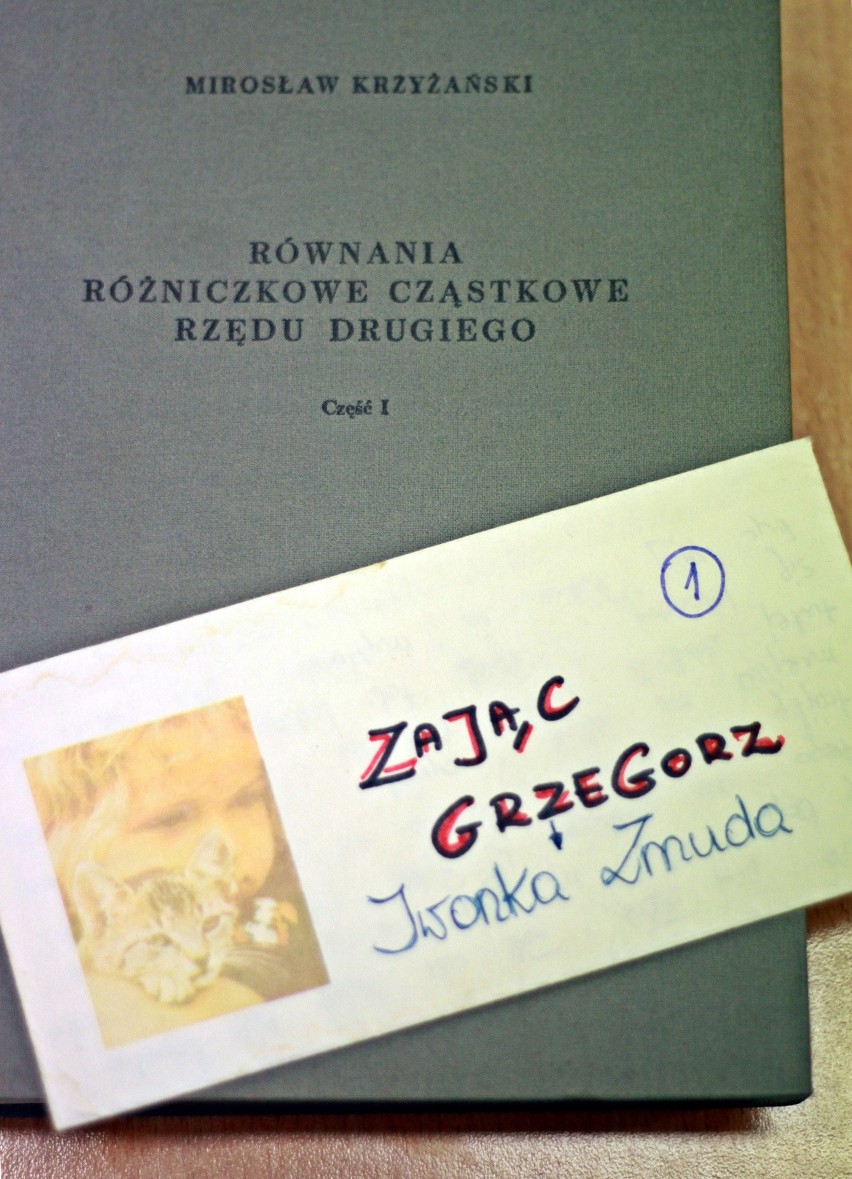 Nauczycielka z Lublina znalazła w książce list miłosny. Trwają poszukiwania nadawcy i adresatki 