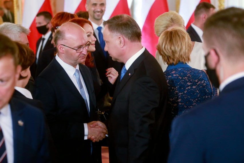 Andrzej Duda odebrał uchwałę PKW o wyborze na Prezydenta RP [ZDJĘCIA] Uroczystość odbyła się na Zamku Królewskim w Warszawie