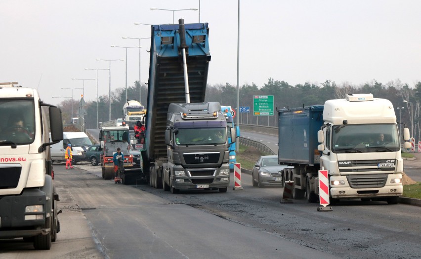 Trwa remont fragmentu trasy średnicowej w Grudziądzu. Do...