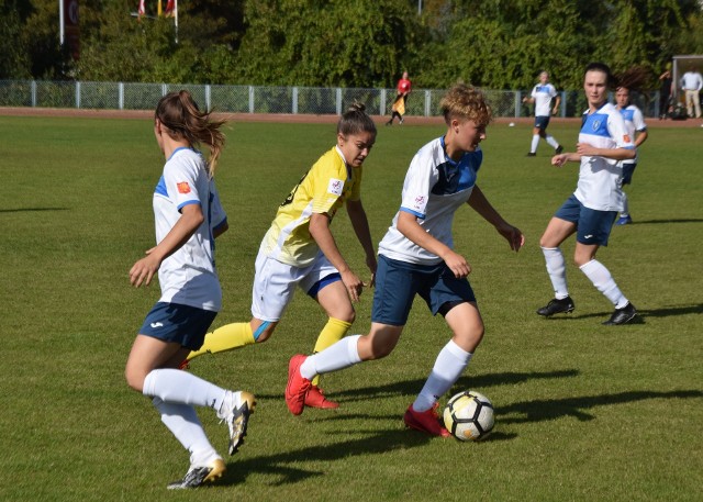 W meczu drugiej ligi kobiet KSP Kielce zremisowało z Loczkami Wyszków.KSP Kielce - Loczki Wyszków 1:1 (0:0)Bramki: Maja Oleszczuk 63 - Natalia Chimkowska 60KSP: Łebek - Niedźwiedzka, Czerwiak, Lisowska, Puchała, Oleszczuk, Potocka, Skibowska, Soboń, Ślizak, Zyguła.