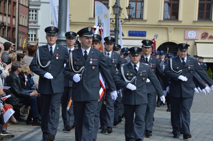Obchody Dnia Flagi Rzeczypospolitej Polskiej na wrocławskim...