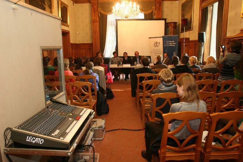 Co zagraża polskim i niemieckim mediom? Czy debata w Gliwicach pokazała, że mamy te same problemy? 