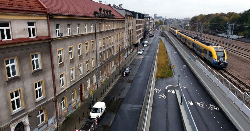 W Krakowie rozbudowywana jest sieć połączeń kolejowych. W...