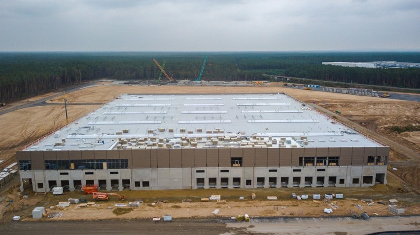 Fabryka Tesli Gigafactory 4 powstaje w gminie Grünheide pod...