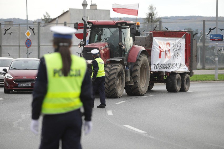 Protest rolników na ulicach Rzeszowa [ZDJĘCIA]