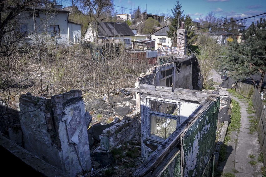 Prokurator uznał, że uszkadzanie domów na terenie gdyńskiego...