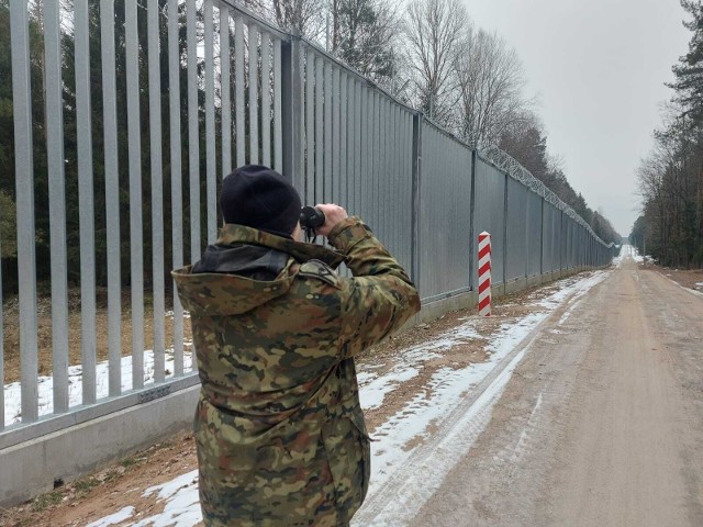 W środę 31 osób próbowało dostać się nielegalnie z Białorusi do Polski.