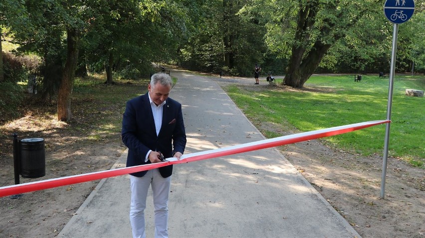 Park Wolności w Brzegu otwarty. Wstęgę przeciął burmistrz...