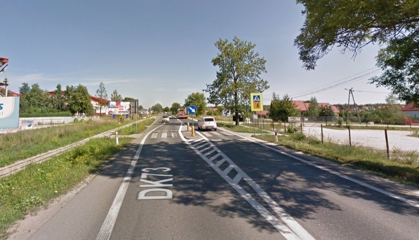 1. Bilcza, droga krajowa nr 73 – ulica Kielecka w rejonie...