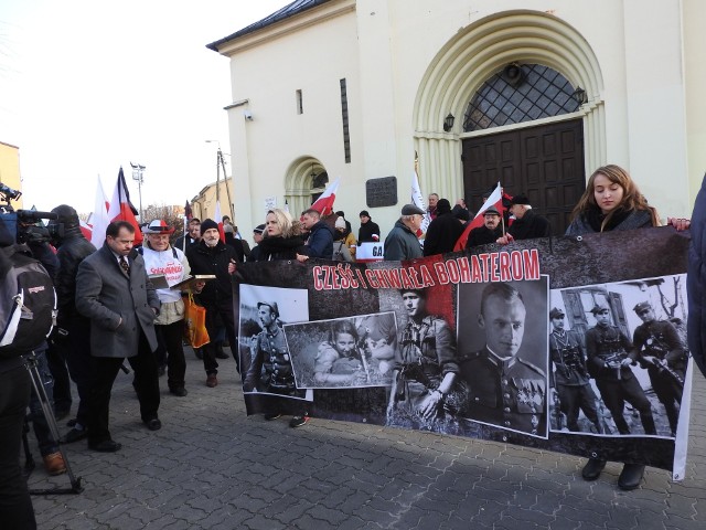 I Hajnowski Marsz Żołnierzy Wyklętych odbył się w 2016 roku. Uczestników nie wpuszczono do kościołów.