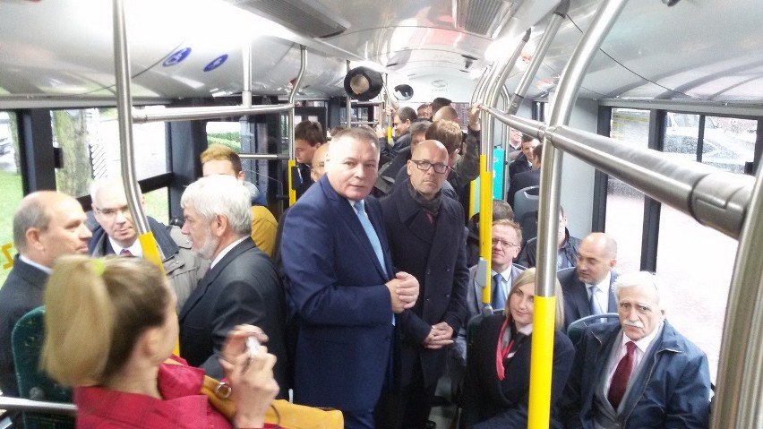 Jaworzno: jest umowa na 16 autobusów elektrycznych. A będą kolejne [ZDJĘCIA]