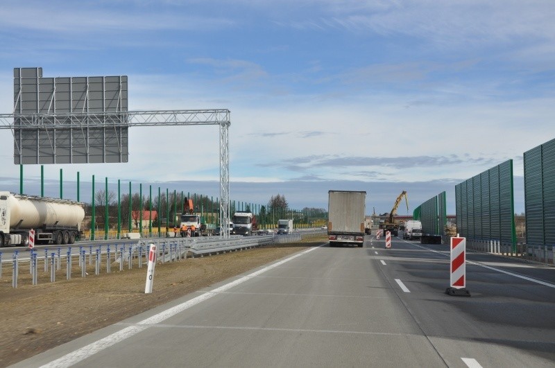 Prace wykończeniowe na częstochowskim odcinku autostrady A1...