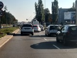 Utrudnienia na ulicy Mieszka I w Szczecinie. Tylko jeden pas w stronę centrum