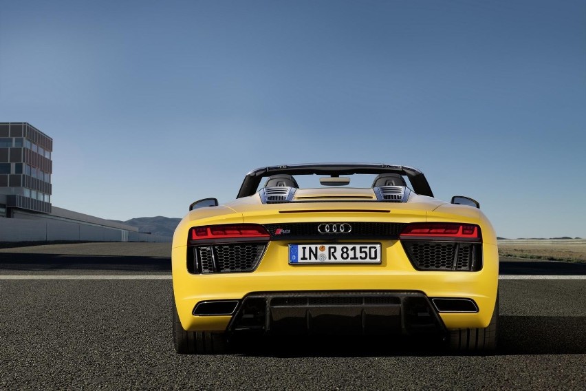 Audi R8 Spyder V10...