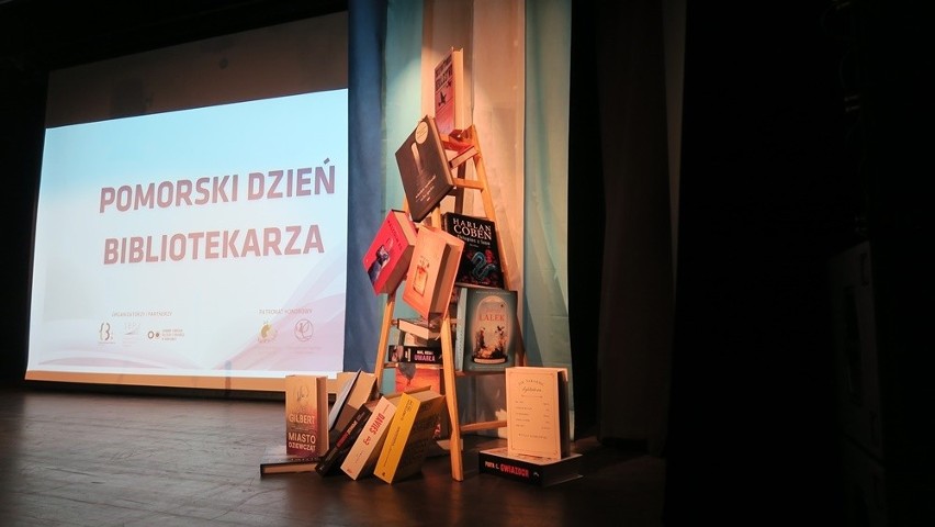 Tytuł Pomorskiego Bibliotekarza Roku 2020 zdobyła Renata Sztabnik z Kobylnicy