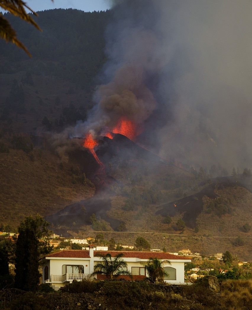 La Palma: Czy erupcja wulkanu Cumbre Vieja na Wyspach Kanaryjskich wywoła mega tsunami, które uderzy w USA? [ZDJĘCIA] 