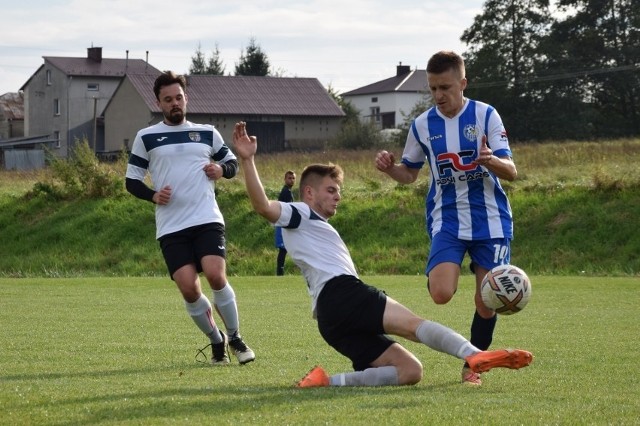 W meczu klasy A2 Rzeszów Dynovia  rozbiła HALO Hyżne 5:0