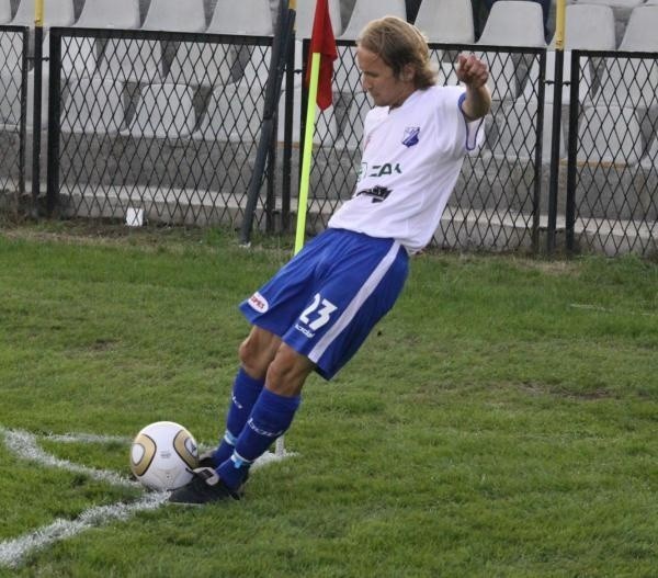 Rafał Wodniok jest w tym sezonie podstawowym zawodnikiem drugiej linii MKS-u.