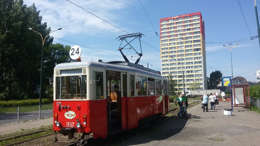 Stary tramwaj typu 4N do końca wakacji obsługiwać będzie...