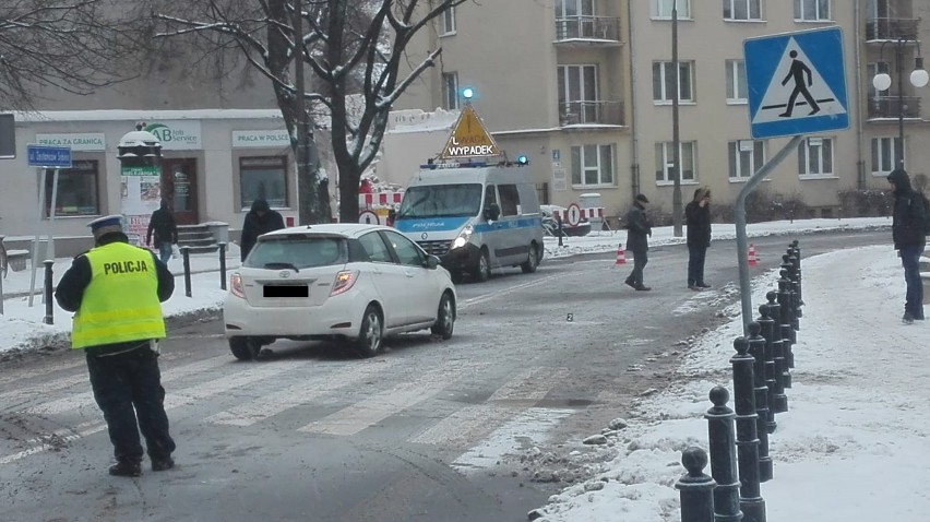 Wypadek na ul. Zesłańców Sybiru. Droga nieprzejezdna