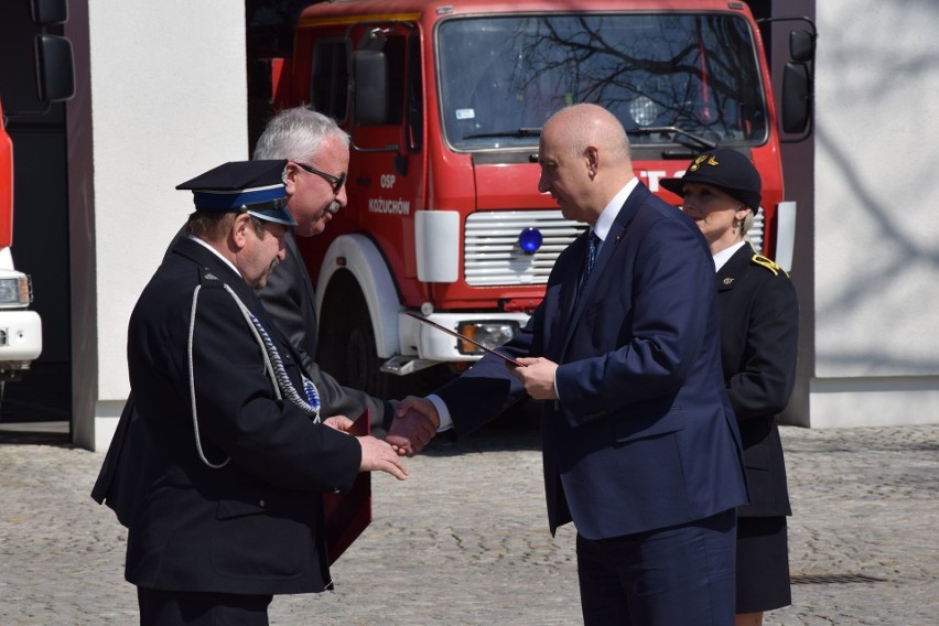 Wizyta ministra Joachima Brudzińskiego w Kożuchowie -...