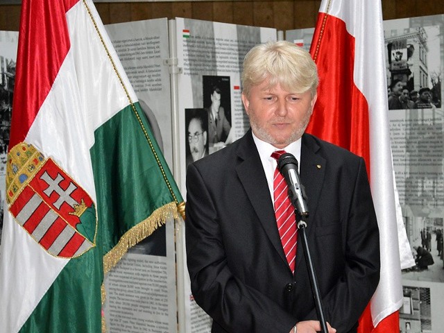 Pierwszym polskim honorowym konsulem w Segedynie na Węgrzech został jaślanin Karol Biernacki.