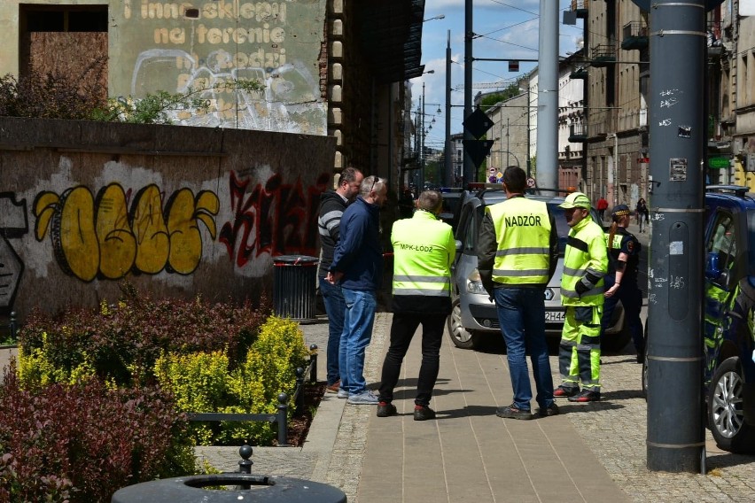 Kilińskiego w Łodzi zamknięta dla ruchu. Kamienica grozi...