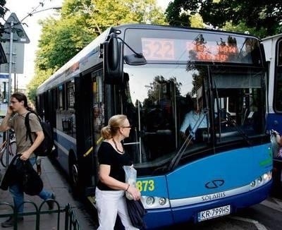 W nowym rozkładzie jazdy autobusu linii 522 nie znajdziemy Fot. Michał Sikora