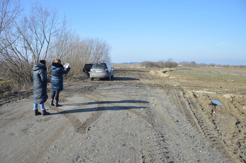 Zablokowany dojazd do żwirowni Wokowice, 15.02.2023