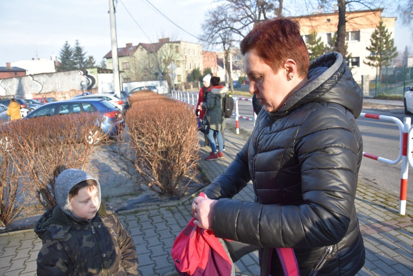 Wojewoda śląski zdecydował o zamknięciu szkół w Rybniku w...