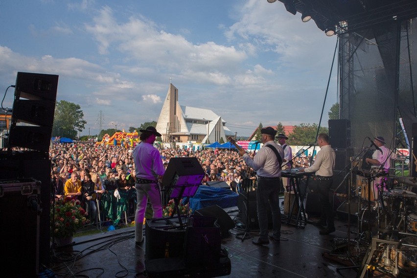 Koszyce Małe. Mania Pomagania 2017 i koncert Agnieszki Chylińskiej [ZDJĘCIA]