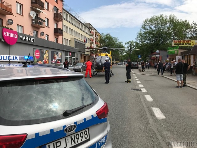 Śmigłowiec LPR lądował na ratunek w centrum Opola. Maszyna się zepsuła. Na szczęście pacjent trafił szybko do szpitala.