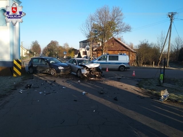 Polskowola. Nie zatrzymał się przed znakiem "STOP" i spowodował wypadek. Jedna osoba trafiła do szpitala