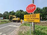 Uwaga kierowcy, przejazd kolejowy w Papowie Osiekach został zamknięty [Zdjęcia]