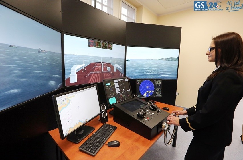 Nowy symulator szkoleniowy Akademii Morskiej [zdjęcia, wideo]
