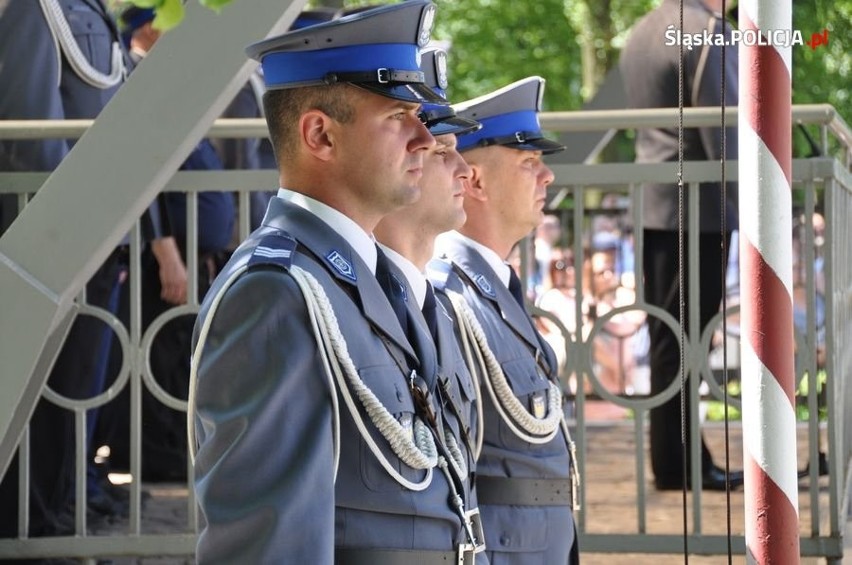 Ślubowanie nowych policjantów w Katowicach