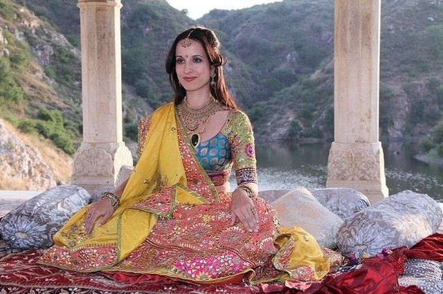 "Dziewczyna z indyjskim szmaragdem" (fot. AplusC)