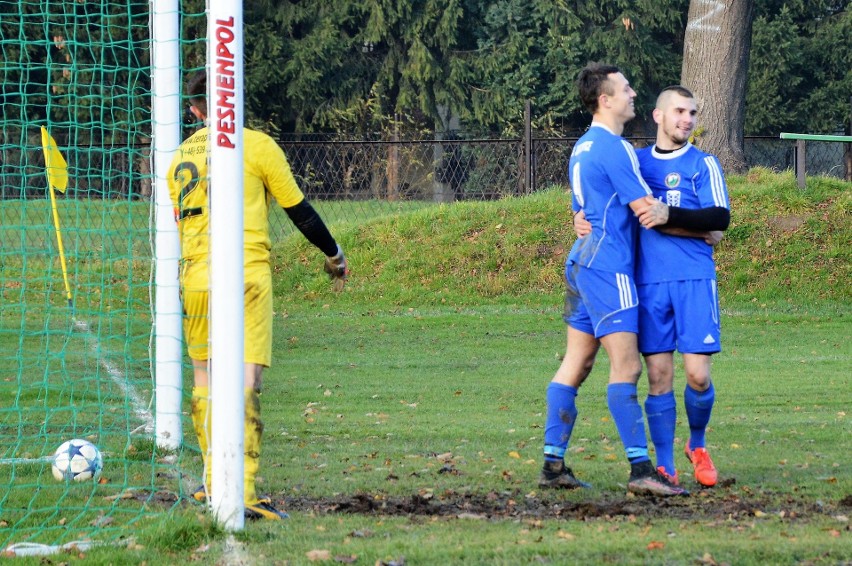 5. liga. W piłkarskim westernie Jawiszowice pokonały Nadwiślanin Gromiec [ZDJĘCIA]