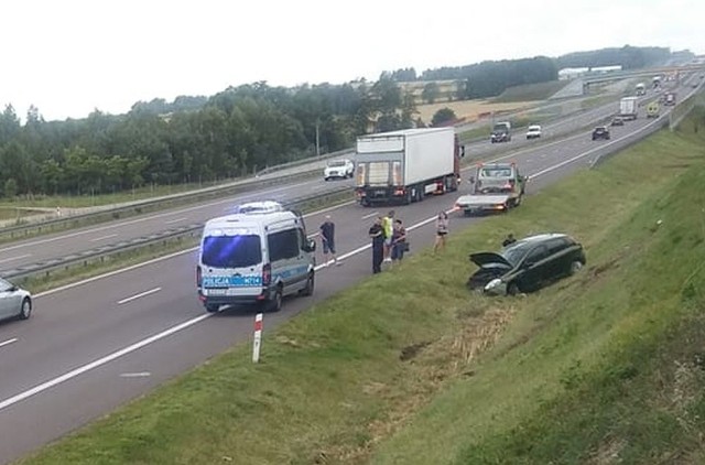 W piątek, o godz. 14.10, podlascy strażacy otrzymali informację o wypadku na drodze ekspresowej nr 8.Zdjęcie pochodzi z fanpejdża Kolizyjne Podlasie