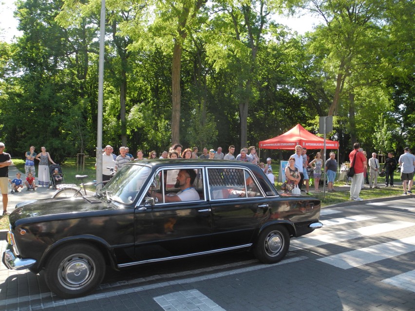 Parady zabytkowych samochodów w Stargardzie, Reczu, Suchaniu i Choszcznie