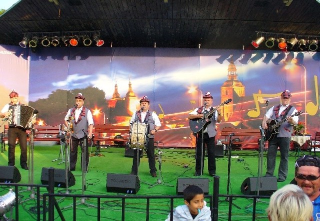 Przeworska kapela od lat godnie reprezentuje  Podkarpacie na festiwalu w Piotrkowie Trybunalskim