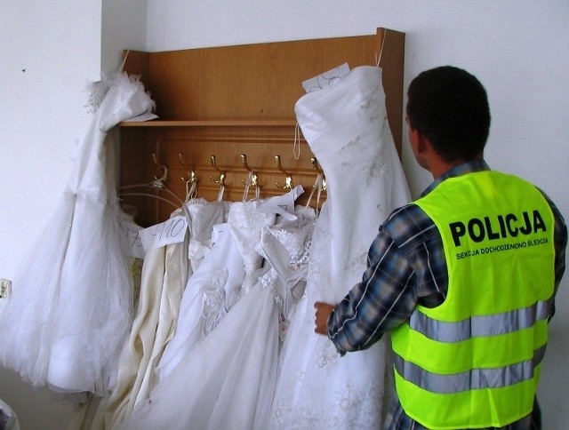 Suknie można oglądać w świetlicy Komendy Miejskiej Policji w Radomiu 